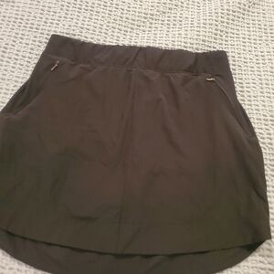 WOMEN’S Freely Skort Size Medium (48)